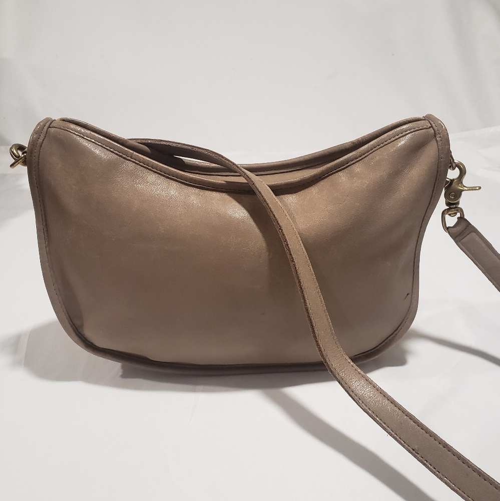 Coach Vintage Tan Leather Crossbody Purse